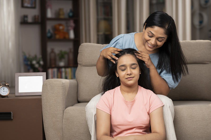 How to Remove Lice From Hair Permanently | Sujanil